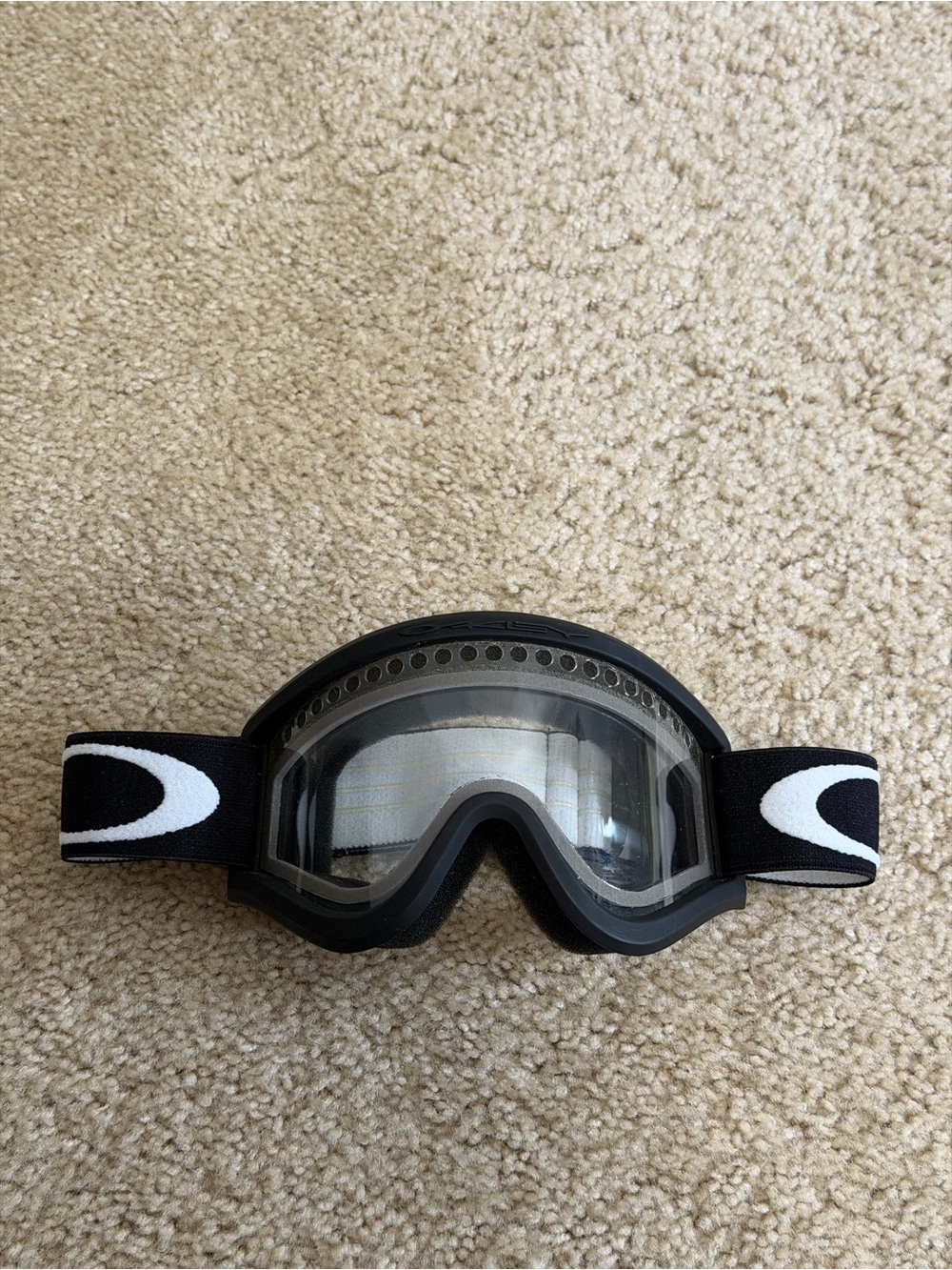 Oakley Double Vented Ski & Snowboard Goggles w/Clear Lens for Children VGUC